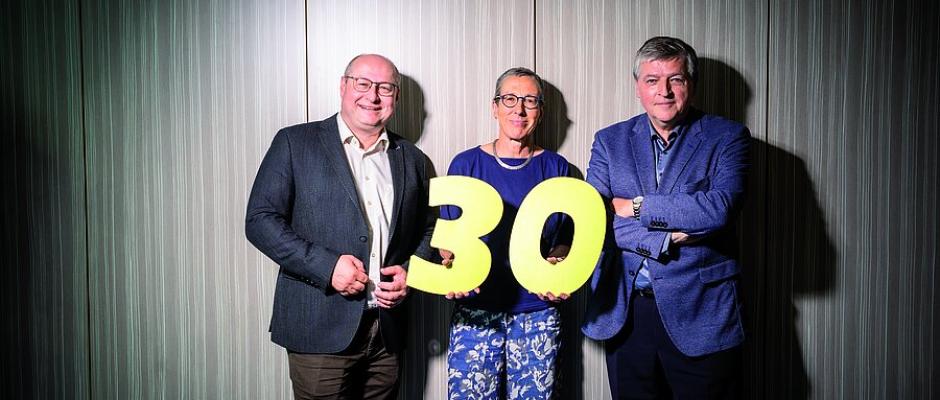 30 Jahre Fairtrade in Österreich: Von links nach rechts: Hartwig Kirner, Geschäftsführer von Fairtrade Österreich, Johanna Mang und der ehemalige Vorstandsvorsitzende Helmut Schüller.