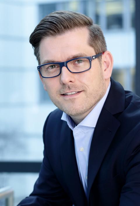 Mirko Dörr, der seit Ende 2016 die beiden Ländergesellschaften Nestlé Cerealien Österreich und Schweiz verantwortete, wechselte zum 01.08.2021 innerhalb des Nestlé-Konzerns in die deutsche Geschäftsleitung zu Nestlé Kaffee und Heißgetränke nach Frankfurt. 