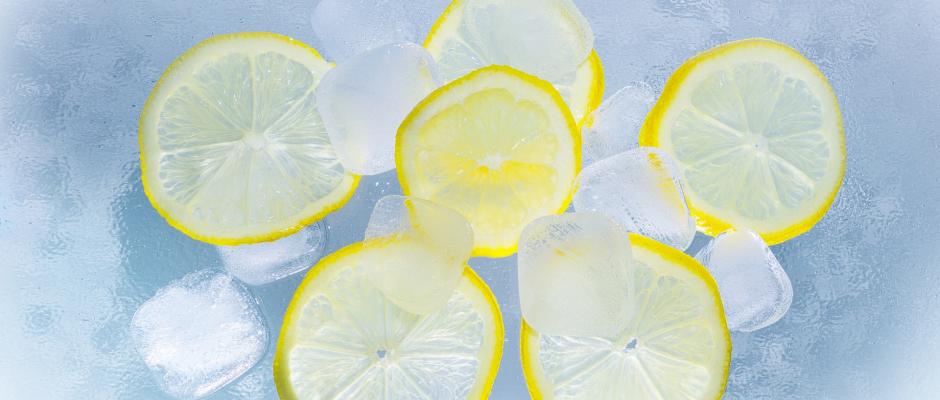 Zitronen in Eis Pixabay