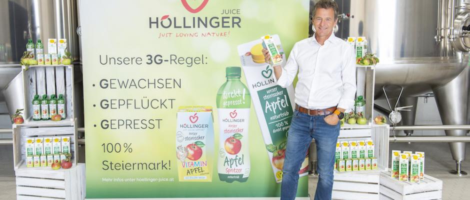 Gerhard Höllinger mit seinen Produkten