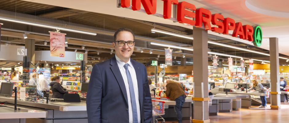 Als neuer Interspar-Regionaldirektor leitet Heimo Krautner ab sofort sieben Interspar-Hypermärkte mit durchschnittlich 124 Mitarbeitenden pro Standort.