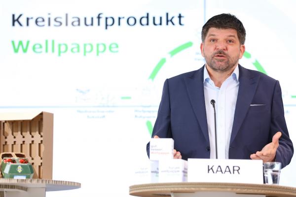 Stephan Kaar, Sprecher des Forum Wellpappe Austria