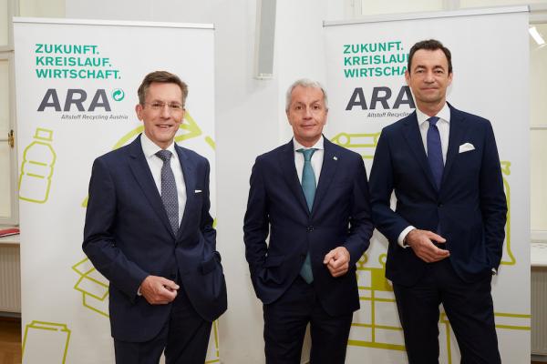  v.l.n.r.: Christoph Scharff (ARA Vorstandsvorsitzender), Alfred Berger (ARA Aufsichtsratsvorsitzender) und Harald Hauke (ARA Vorstand)