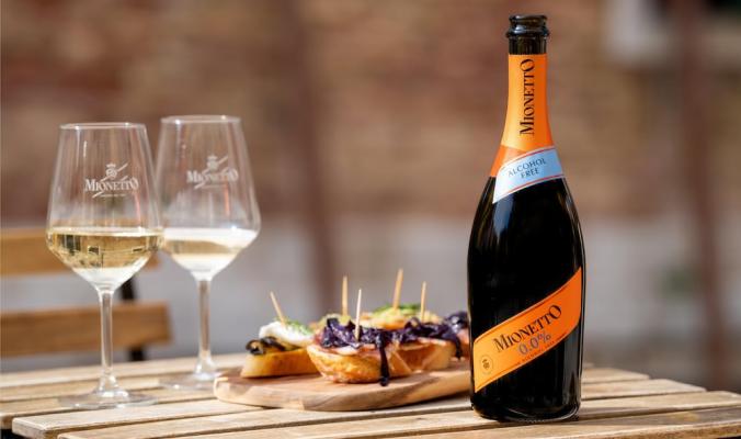 Mionetto 0,0% ist die perfekte alkoholfreie Alternative zu italienischem Prosecco. 