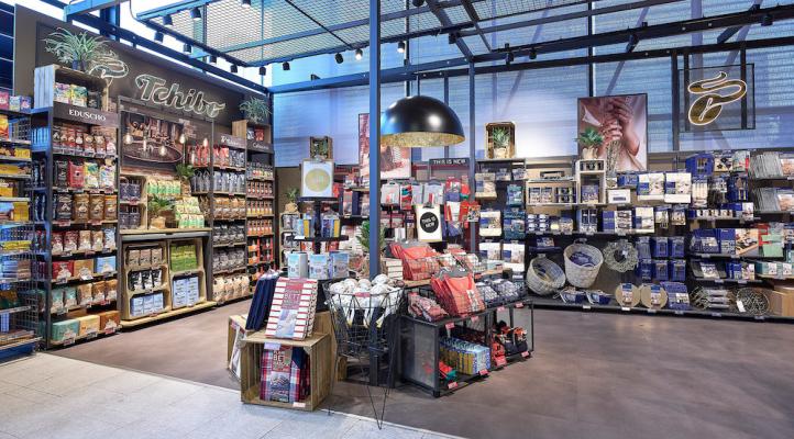 Die "kleine" Tchibo Filiale im Lebensmittelhandel: Tchibo eröffnet ersten Shop-in-Shop bei MPreis in Wattens