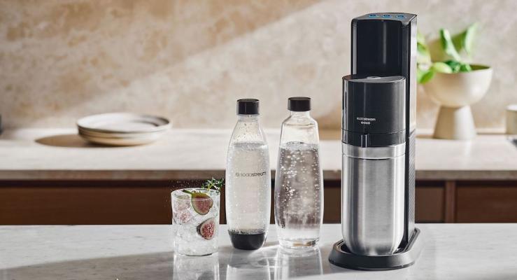 SodaStream e-Duo ist der erste automatische Wassersprudler mit dualem System.