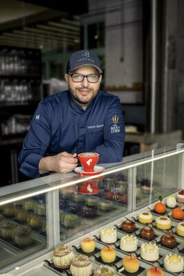 Der Wiener Premium-Kaffeeröster Julius Meinl hat den mehrfach ausgezeichneten Konditor und Autor Antonio Bachour als globalen Markenbotschafter gewonnen.