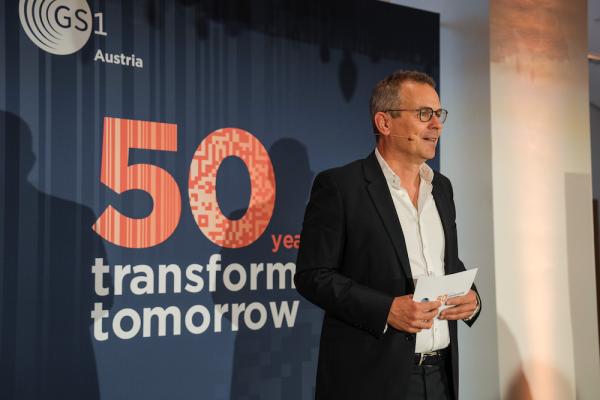 GS1 Austria Geschäftsführer Gregor Herzog bei der 50 Jahre Feier des Barcodes