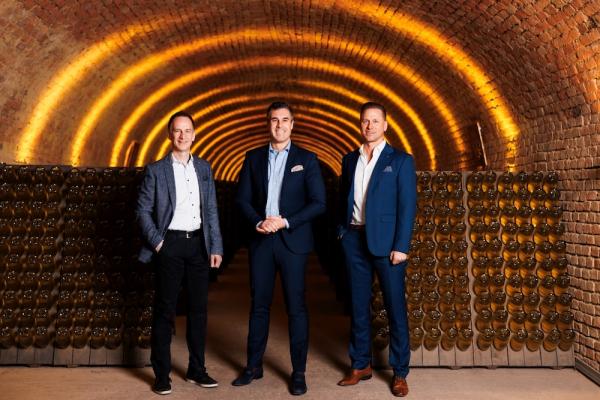 Die neue Schlumberger Geschäftsführung besteht künftig aus einem erfahrenen Trio. V.l.n.r.: Stephan Dubach (Chief Financial Officer), Eugen Lamprecht (Chief Sales Officer) und Florian Czink (Chief Marketing Officer).